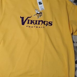 Womans vikings shirt